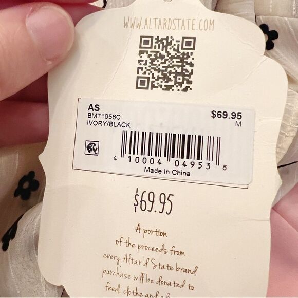 Altar'd State Floral Polka Dot Top Size M NWT - Picture 4 of 5